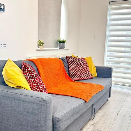Horizon House, Stunning 2-Bedroom Flat 1, Parking, Netflix, Oxford Exterior foto