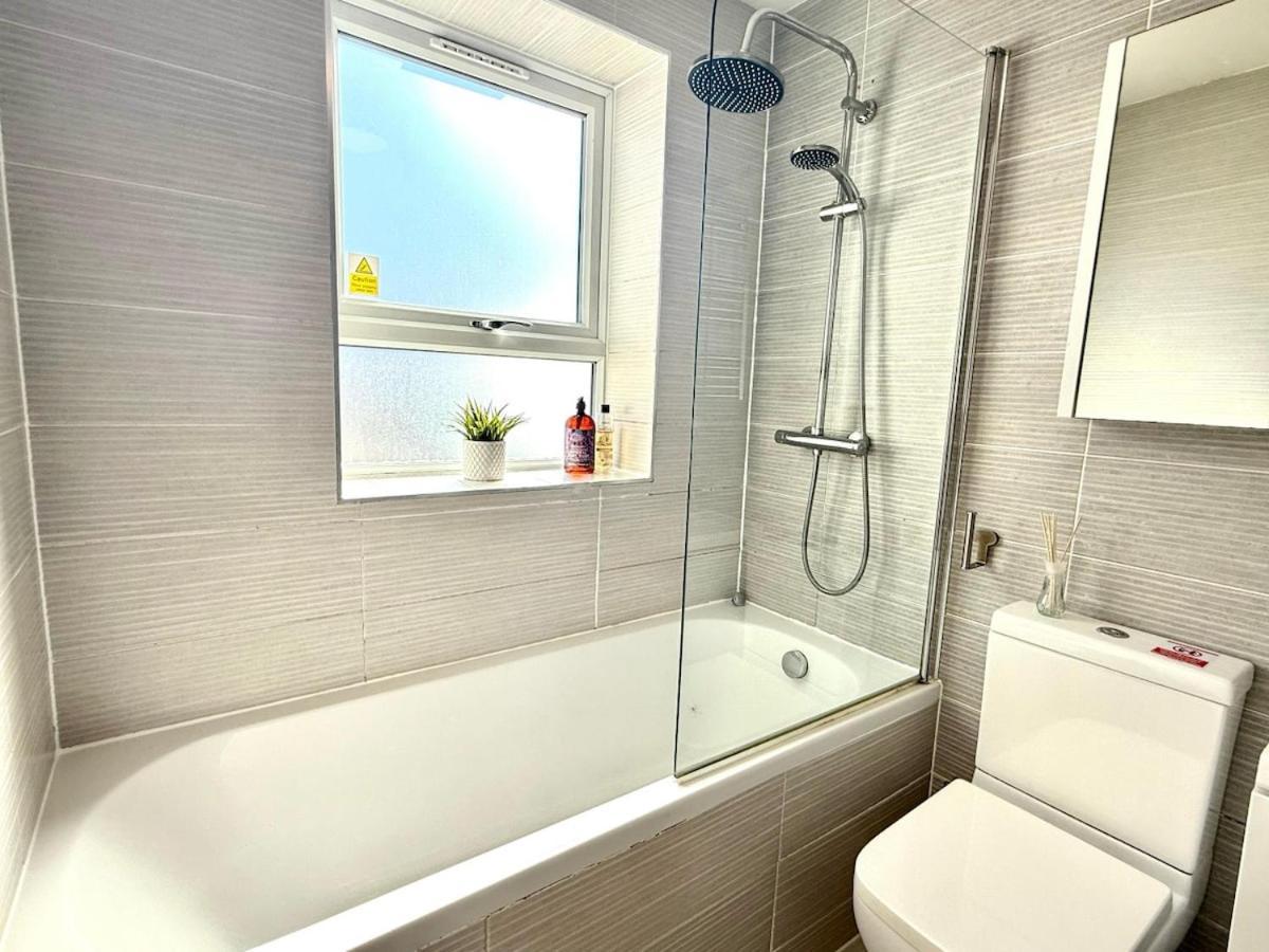 Horizon House, Stunning 2-Bedroom Flat 1, Parking, Netflix, Oxford Exterior foto