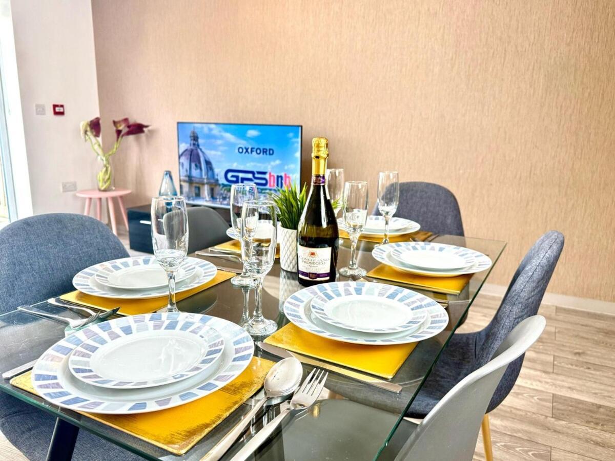Horizon House, Stunning 2-Bedroom Flat 1, Parking, Netflix, Oxford Exterior foto