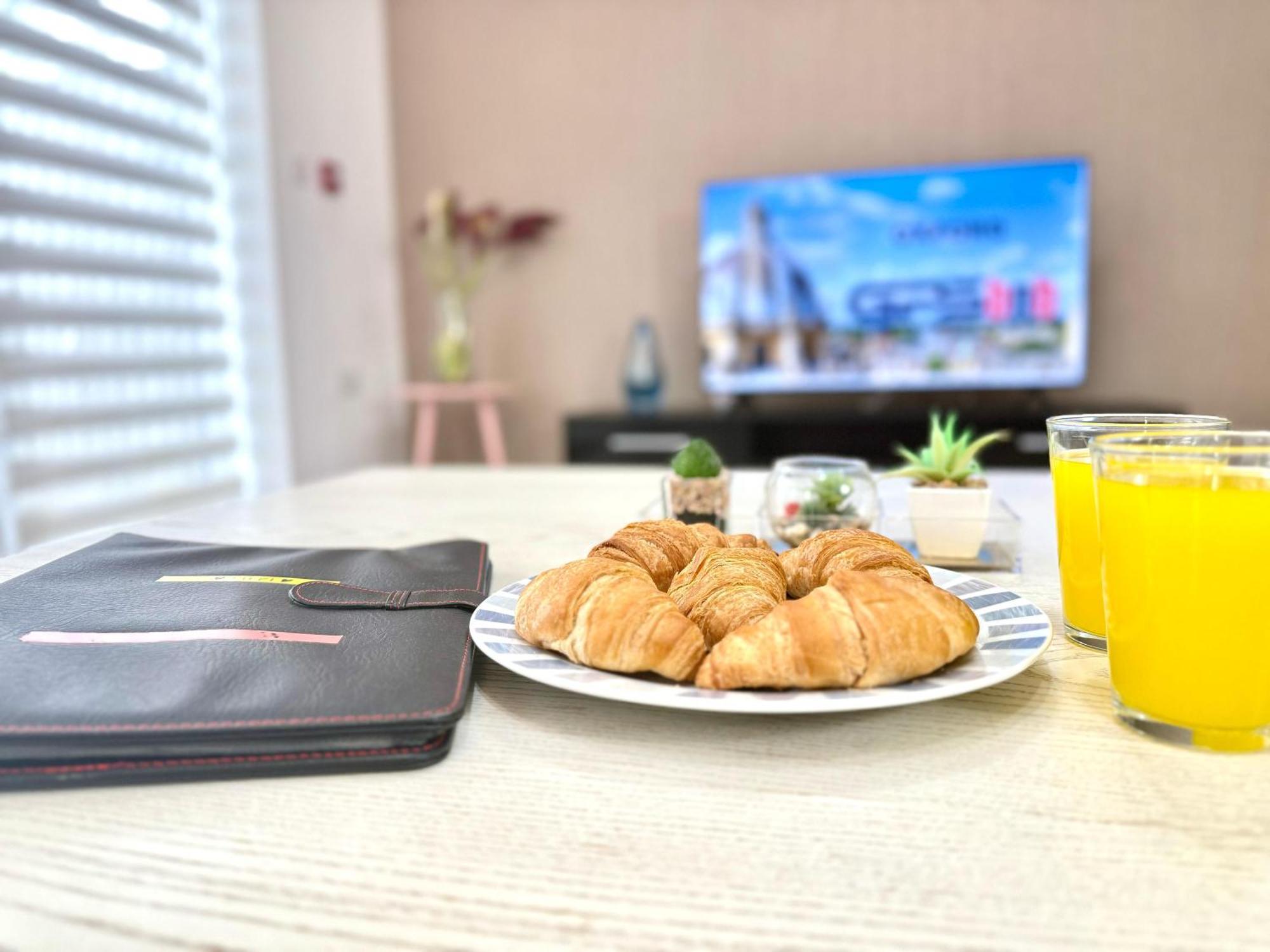 Horizon House, Stunning 2-Bedroom Flat 1, Parking, Netflix, Oxford Exterior foto